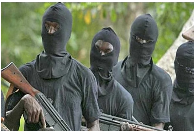 driver abducted by gunmen